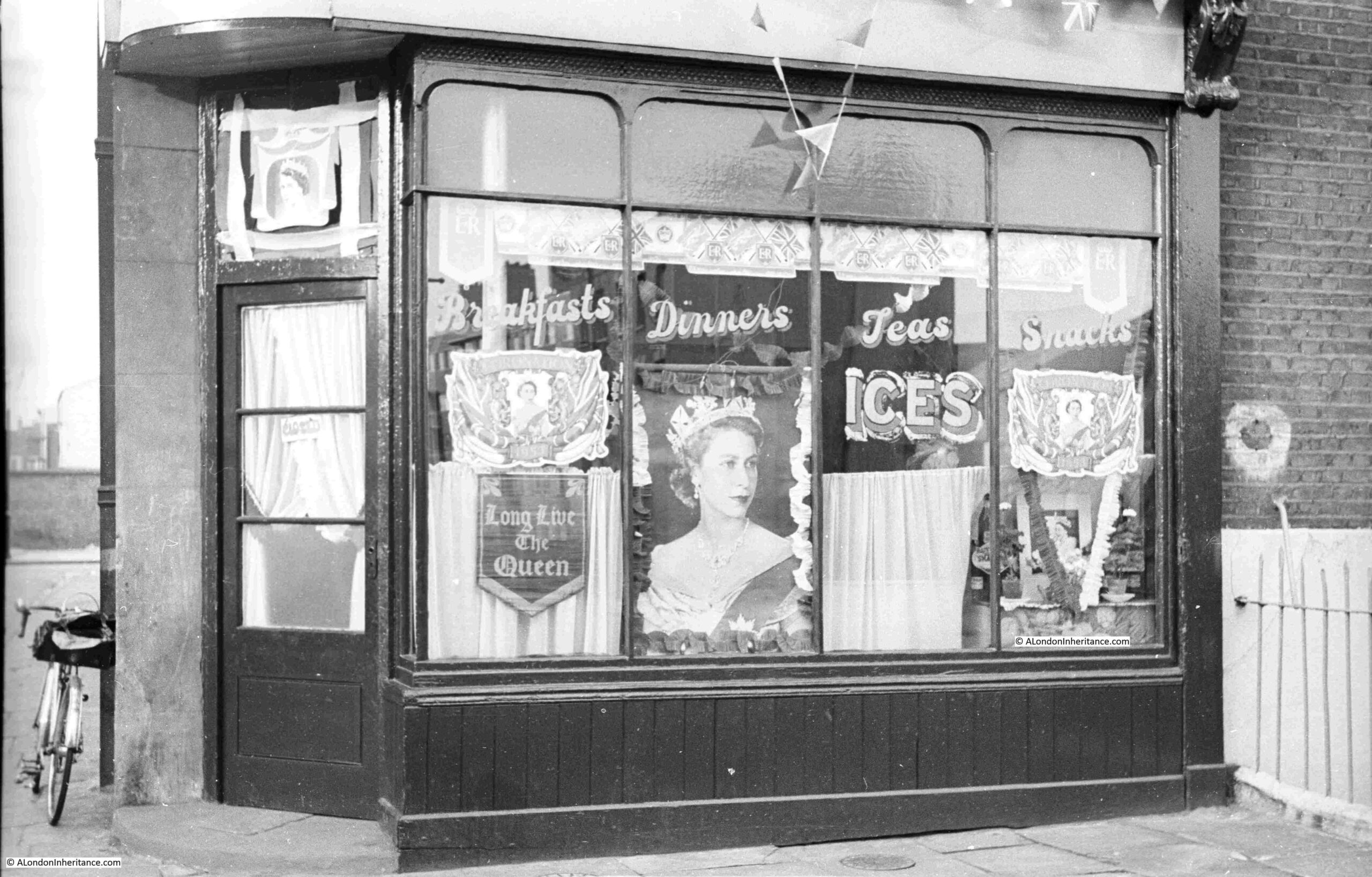 London cafe decorated for the Coronation