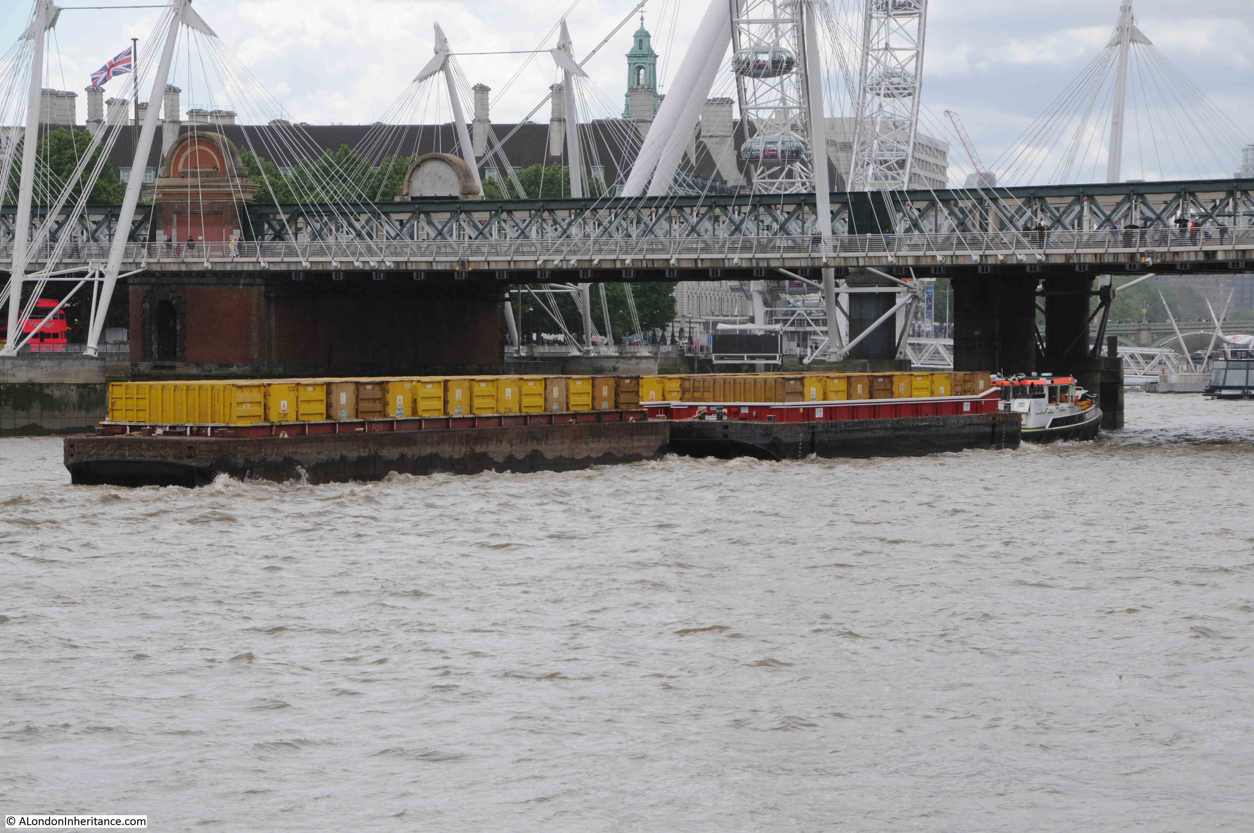 Waste transport on the Thames
