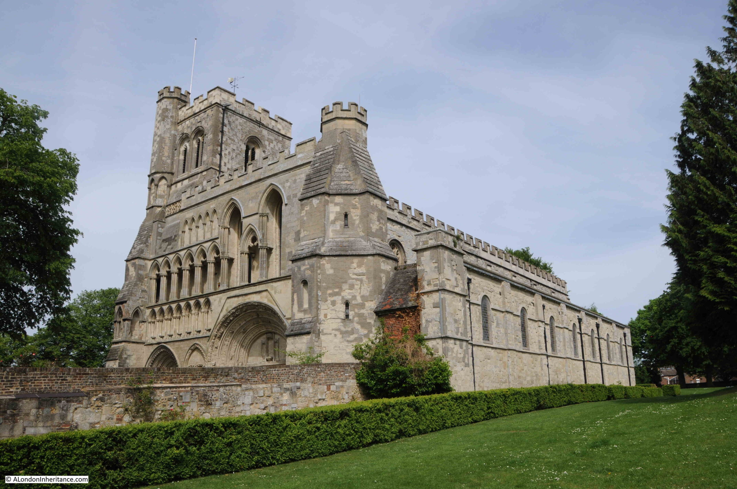 Dunstable Priory Church