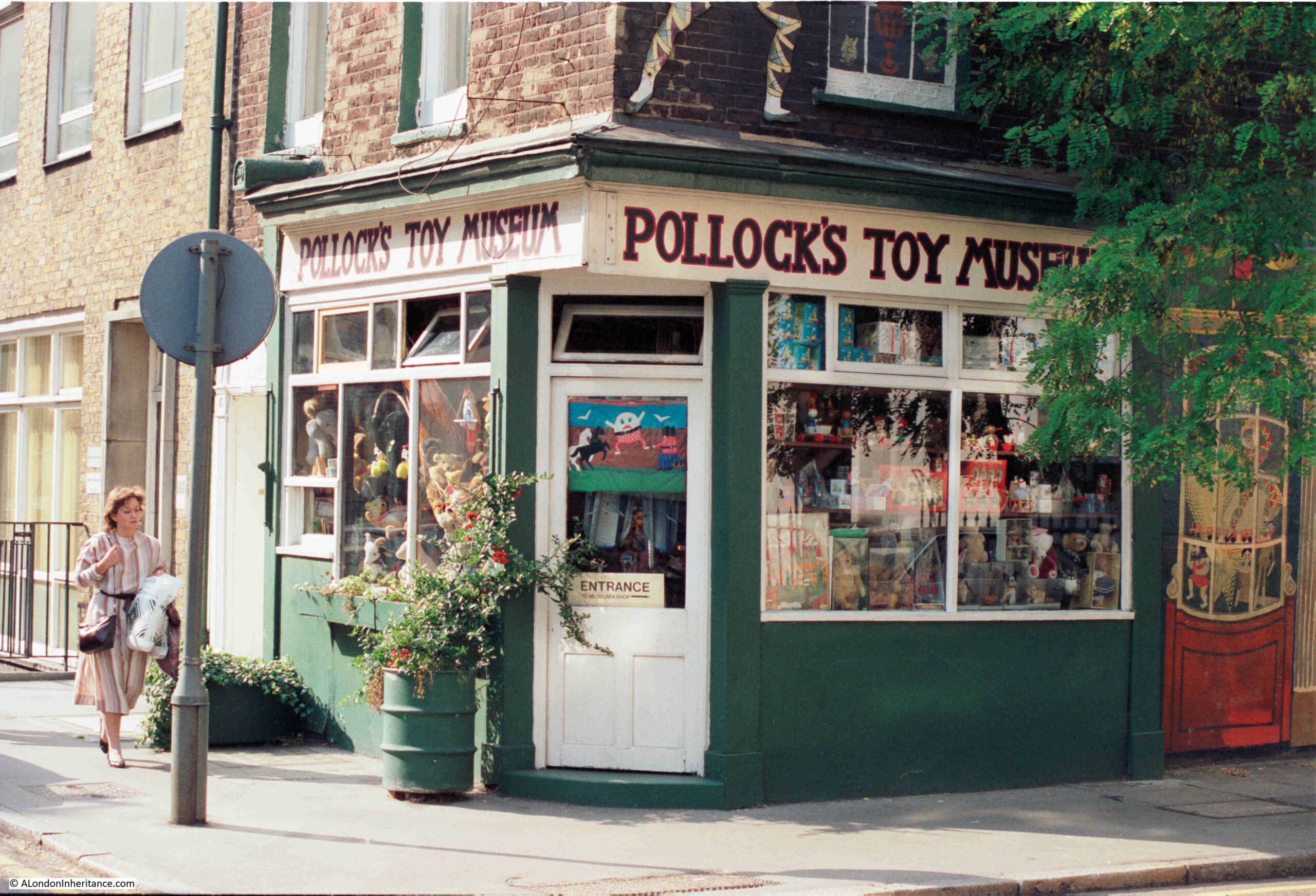 Pollock's Toy Museum